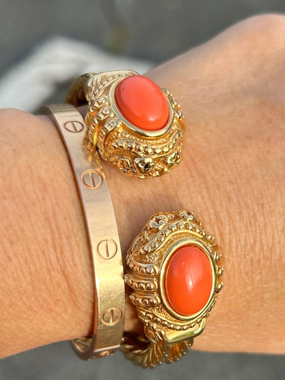 Vintage Italian 14k yellow gold cabochon coral bracelet cuff 17-18gram not scrap - Picture 9 of 15